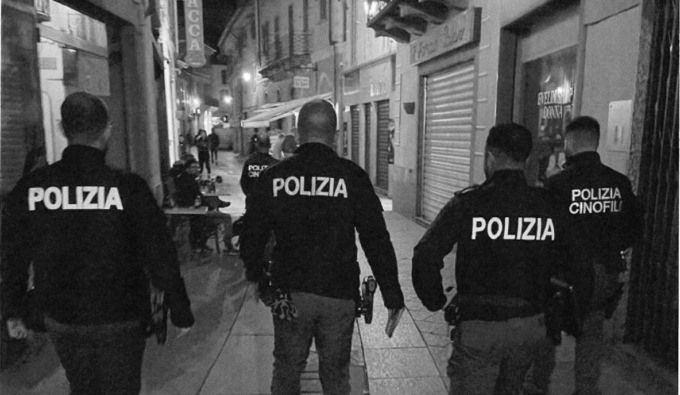Controlli straordinari della polizia a Domodossola su 101 persone