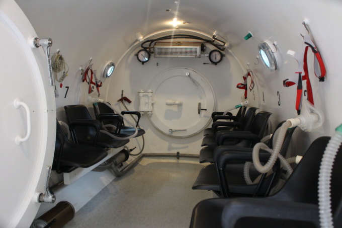 Novara caldaia difettosa: mamma e 4 figli portati in camera iperbarica