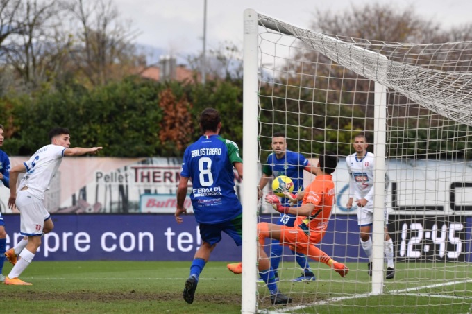 Il Novara Fc affonda nel lago di Garda