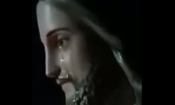 Piemonte: statua di Gesù piange, per i fedeli è un miracolo di Natale