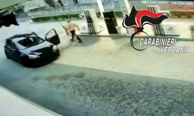 Il “Rambo svizzero” che aveva terrorizzato l’aronese ha tentato di evadere dal carcere