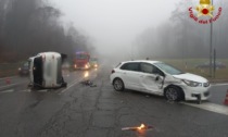 Incidente a Paruzzaro: tre feriti estratti dalle auto