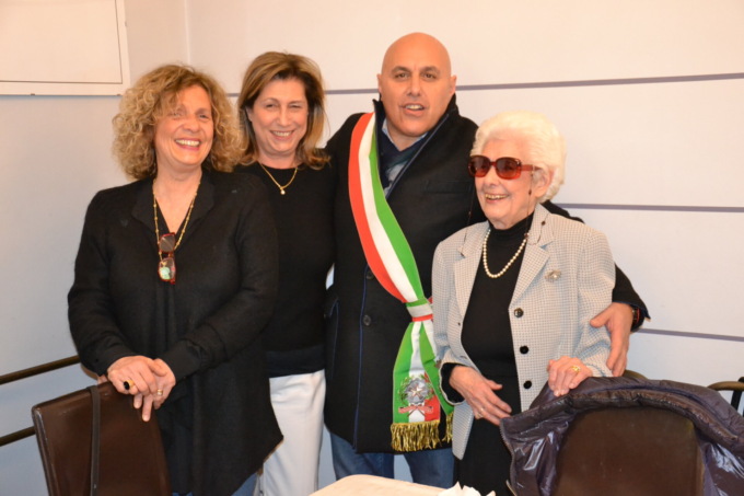 Festa a Borgomanero per i 100 anni della signora Artemisia