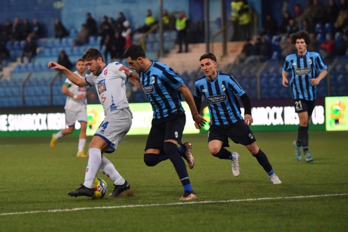 Il Novara Fc crolla a Lecco