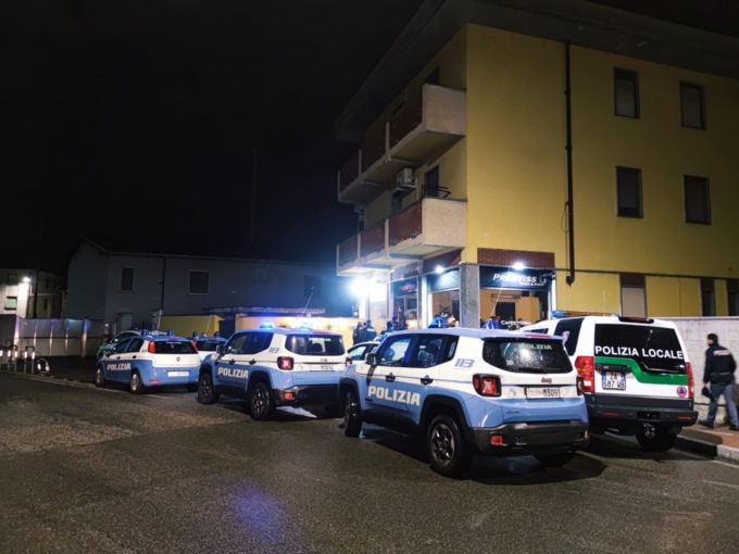 Controlli della Polizia di Stato a Trecate e Novara