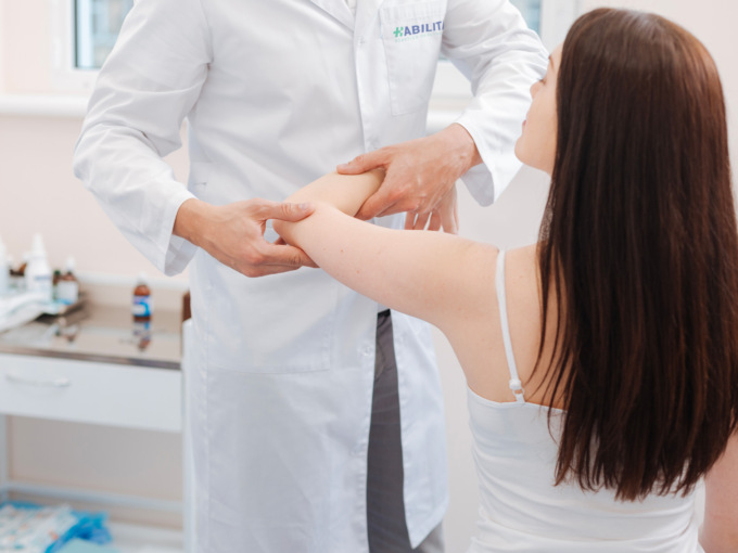 Patologie reumatiche: come individuarle e curarle efficacemente con l’aiuto del reumatologo