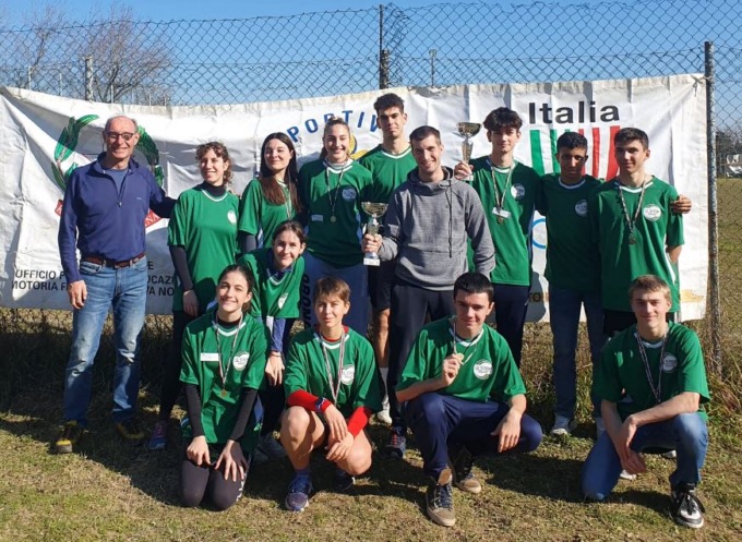 Ragazzi del Fermi vincono gare campestri nei campionati studenteschi