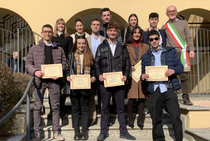 Oleggio Castello ha premiato “i suoi” studenti laureati