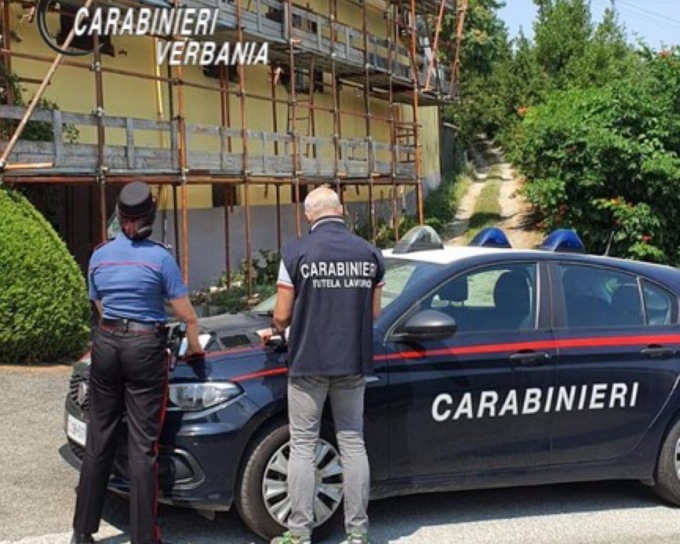 Controlli dei carabinieri di Verbania nei cantieri: 13mila euro di multa