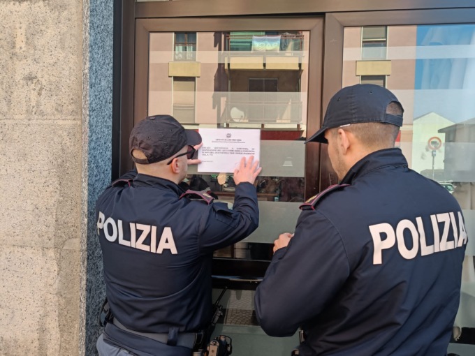 Dopo la rissa con mazze e coltelli chiuso per 7 giorni un bar in corso Vercelli a Novara