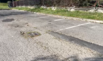 Ricominciano i lavori di sistemazione di strade e marciapiedi ad Arona