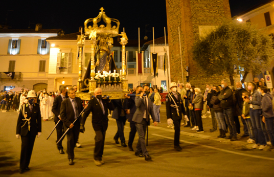 oleggio processione venerdì santo