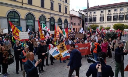 Logistica a Pernate: tutti in strada per dire stop a consumo di suolo e ai capannoni