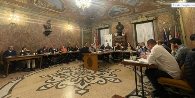 Trecate, Binatti ridistribuisce le deleghe ma la minoranza si chiede: “Quanto durerà?”