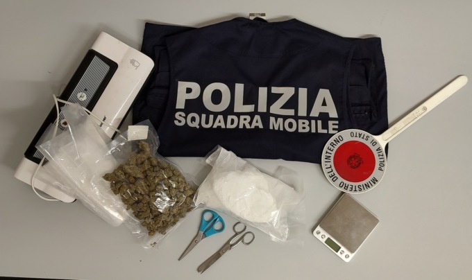 Trecate spaccio di stupefacenti: arrestato un uomo
