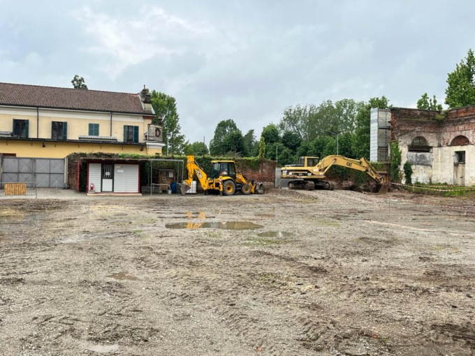 Parcheggio sotterraneo a Novara: ruspe a lavoro – IL VIDEO
