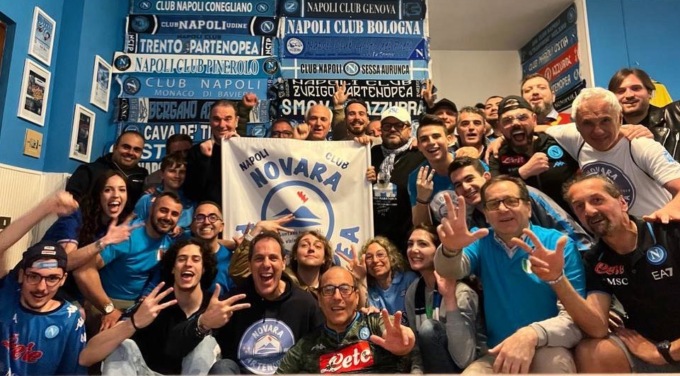 A Novara si festeggia a suon di musica lo scudetto del Napoli
