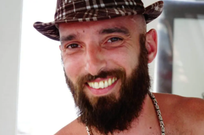 “Aiutateci a ritrovare mio fratello”