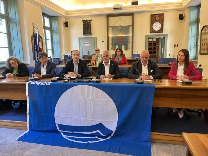 “Bandiere blu” a Gozzano e San Maurizio: la soddisfazione della Provincia