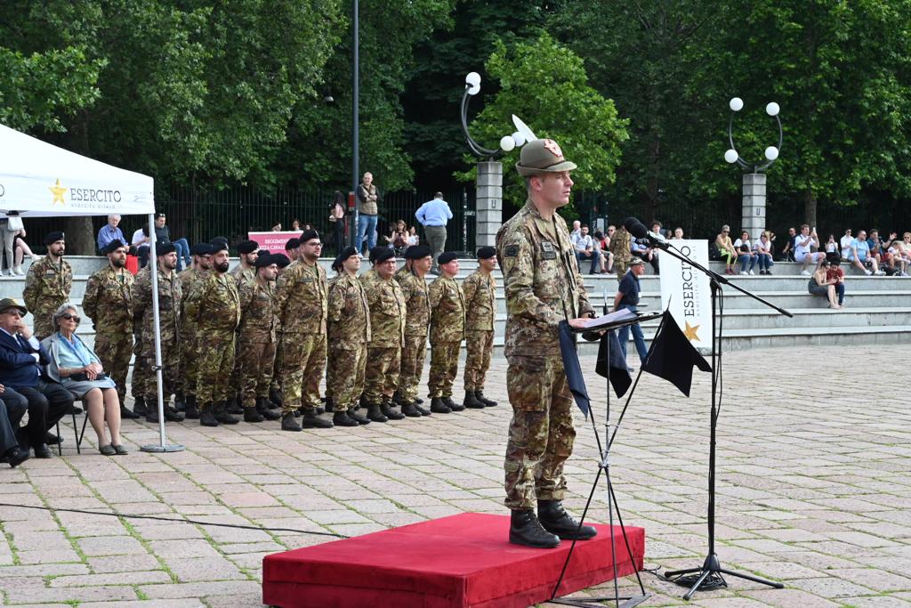 Foto 5. Il Gen. B. Nicola PIASENTE durante il suo discorso