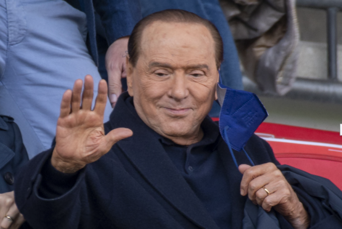 Le parole di Binatti per Berlusconi: “Non ha mai gettato la spugna”