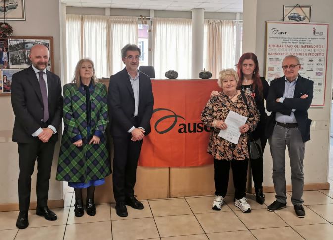 Sorrisi solidali a Borgomanero il progetto di odontoiatria sociale con l’Auser e il Ciss