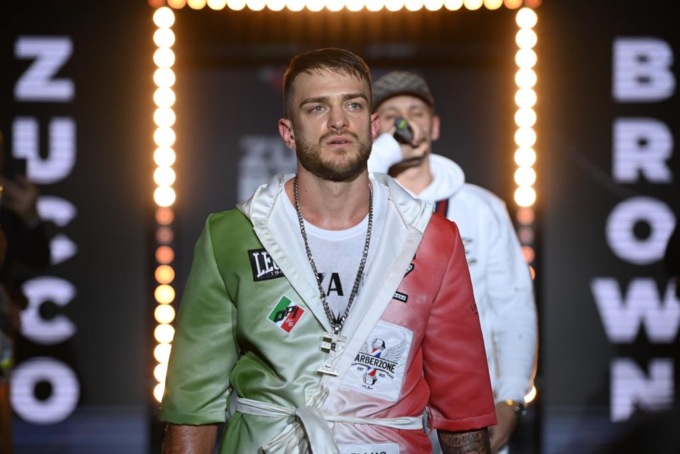 A Verbania serata di pugilato internazionale con il campione Ivan Zucco