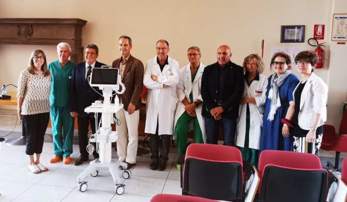 Un ecografo in dono all’Ospedale S.S. Trinità di Borgomanero