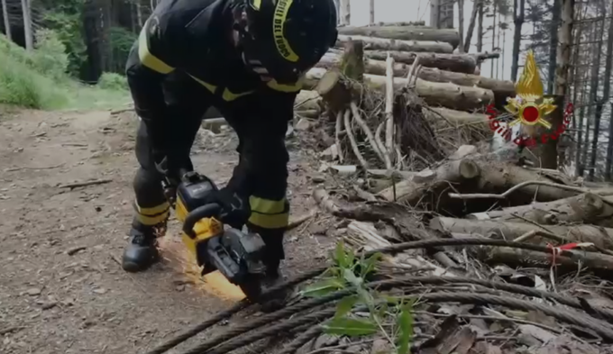Funivia del Mottarone: iniziata la rimozione dei cavi – IL VIDEO
