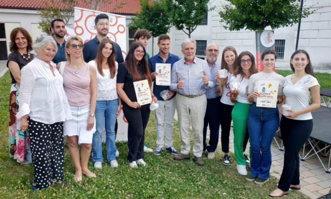 Novara, con Science Slam sfida tra giovani divulgatori scientifici – IL VIDEO