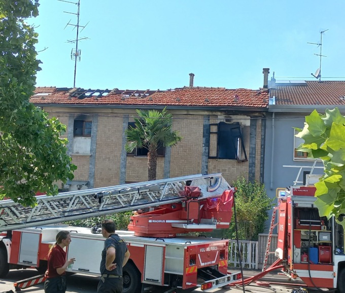 A Novara incendio in zona via Pietro Generali – FOTO e VIDEO