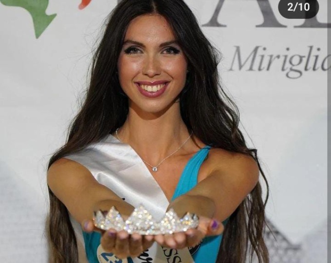 Verso Miss Italia: la borgomanerese Giulia Maria Vicario eletta Miss Sorriso Piemonte e Valle d’Aosta