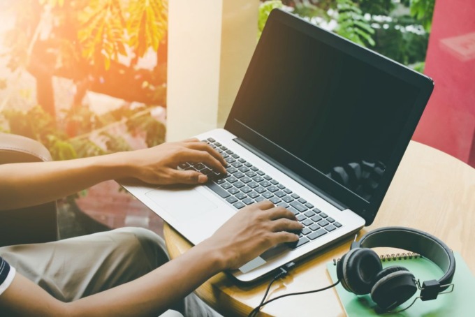 Lavorare da casa senza stress: i consigli giusti per ritrovare la serenità
