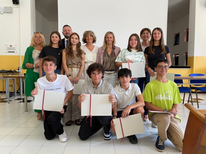 Cerano: le borse di studio Sarpom agli studenti dell’Istituto Ramati