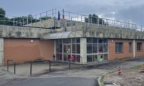 Arona crolla pannello all’asilo di via Piave: una persona in ospedale e bambini a casa