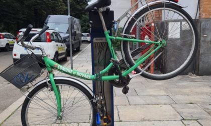 Novara ecco la prima stazione di riparazione e gonfiaggio biciclette