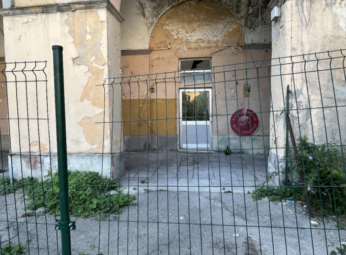 Ex caserma Passalacqua luogo di bivacco e rifugio per senzatetto