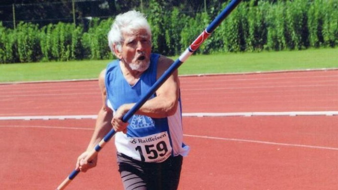 Novara ha detto addio al suo campione Ernesto Minopoli