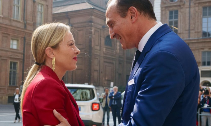 Meloni sdogana la ricandidatura di Cirio alle Regionali 2024: “Ha la mia stima”