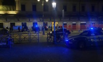 Infranta una vetrina per rubare le birre: la Polizia indaga