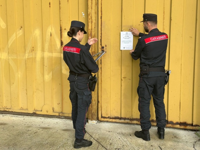 Trecate traffico illecito di rifiuti: sequestrate 5 aziende