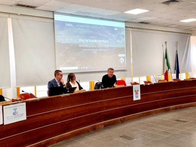 Distretto turistico dei laghi presenta il suo nuovo sito internet