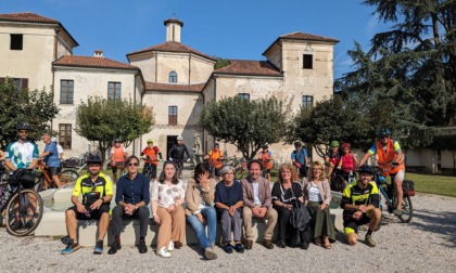 A Cameri inaugurato il bike hotel