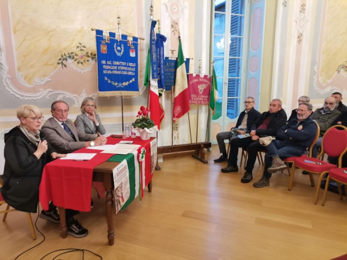 L’associazione trecatese Combattenti e Reduci 1919 ha donato il proprio vessillo alla città