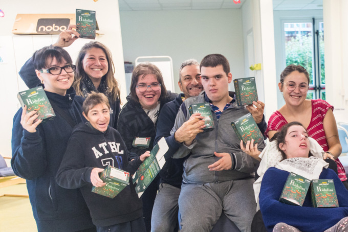 Per il Natale 2023 Anffas punta sui “Ridolini”