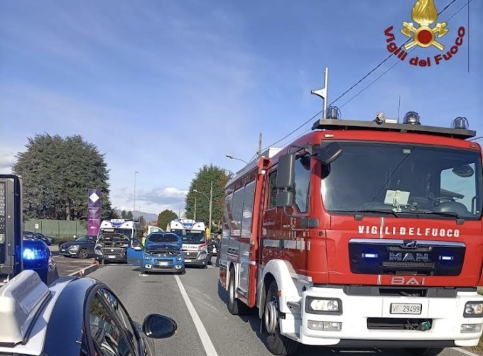 Incidente a Borgomanero: a scontrarsi un’auto e un’ambulanza
