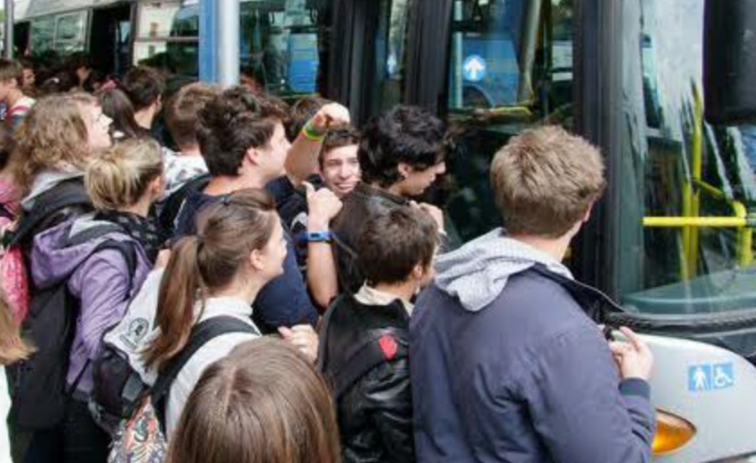 Proteste per i trasporti scolastici: rispondono Sun e assessore