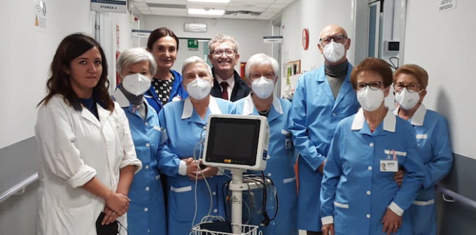 Da Avo due doni preziosi all’Oncologia di Novara