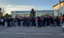 Manifestazione degli studenti al Fermi di Arona - VIDEO