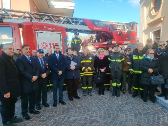 I Vigili del Fuoco di Novara fanno festa e spengono le loro prime 30 candeline